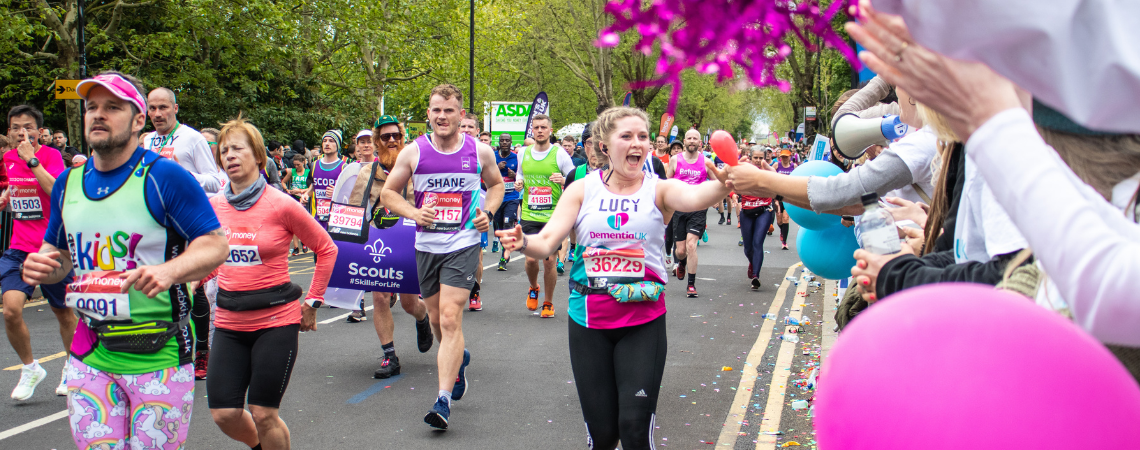 London marathon runners